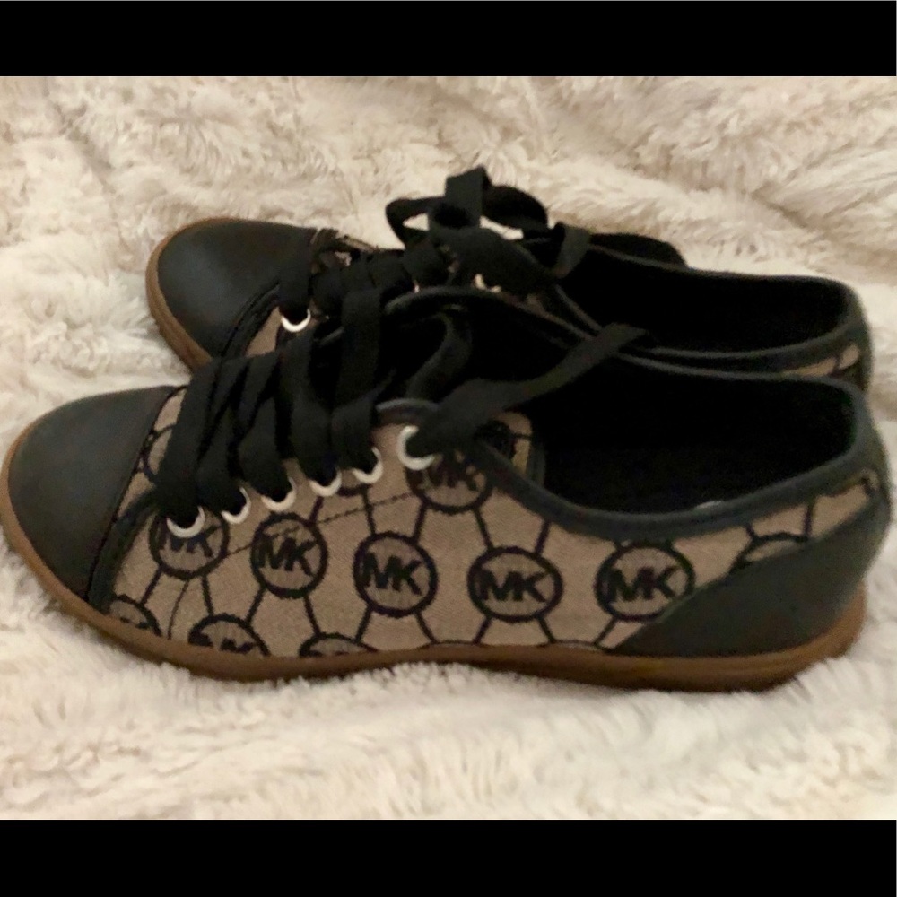 Michael Kors logo sneakers